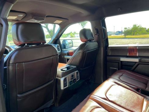 Used 2019 Ford F150 King Ranch w/ Equipment Group 601A Luxury RWD image 27