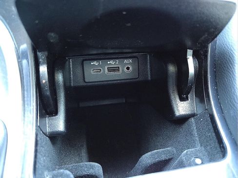 Used 2023 Nissan Maxima Platinum w/ Sport Mat Group FWD image 22