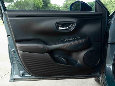Used 2024 Honda HR-V Sport image 37