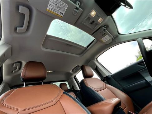 Used 2024 Ford Maverick Lariat w/ 4K Tow Package image 17