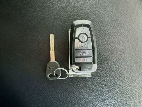 Used 2018 Ford F150 Lariat w/ Equipment Group 502A Luxury image 40