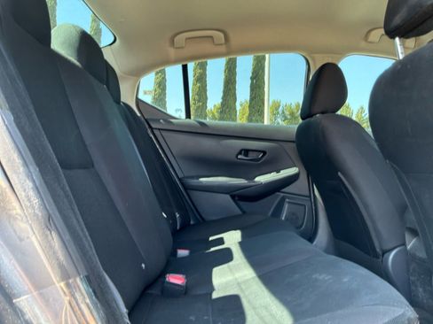 Used 2024 Nissan Sentra S FWD image 18