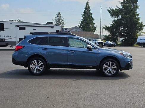 Used 2018 Subaru Outback 2.5i Limited w/ 50th Anniversary Edition AWD/4WD image 7