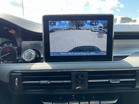 Used 2020 Lincoln Corsair Reserve w/ Appearance Package FWD image 16