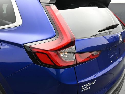 Used 2025 Honda CR-V Sport image 39