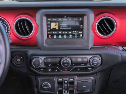 Used 2021 Jeep Wrangler Unlimited Rubicon image 44