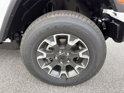 New 2026 Jeep Gladiator Sport image 13