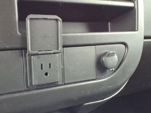 Used 2024 GMC Savana 2500 Work Van w/ Driver Convenience Package image 24