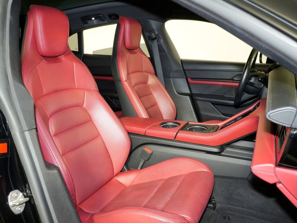 Certified 2024 Porsche Taycan 4S AWD/4WD image 42