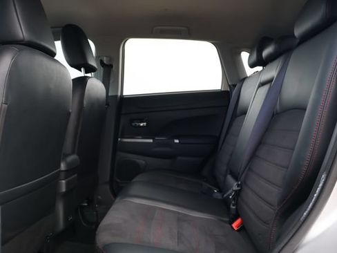 Used 2023 Mitsubishi Outlander Sport SE AWD/4WD image 8