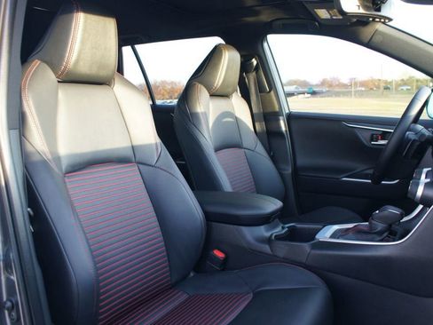 Used 2025 Toyota RAV4 XSE image 23