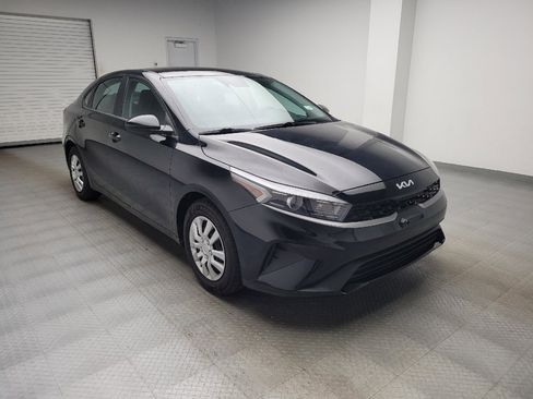 Used 2023 Kia Forte LX FWD image 13