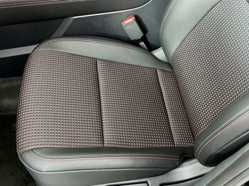 New 2026 Nissan Kicks SR image 17