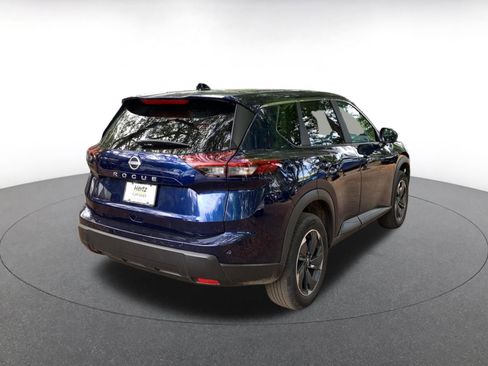 Used 2025 Nissan Rogue SV image 7