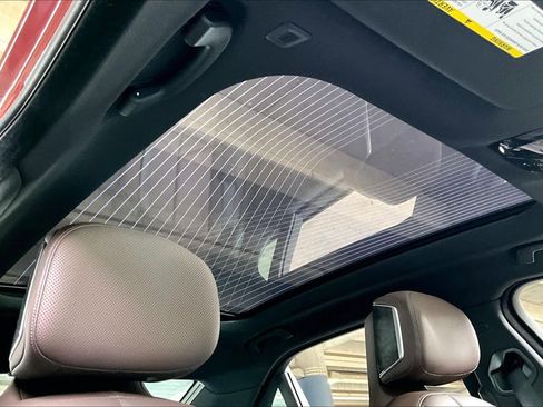 Certified 2025 BMW 740i image 13