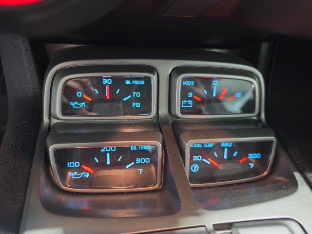 Used 2010 Chevrolet Camaro SS w/ LPO, Ground Effects Package RWD image 9