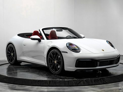 Used 2021 Porsche 911 Carrera 4 image 24