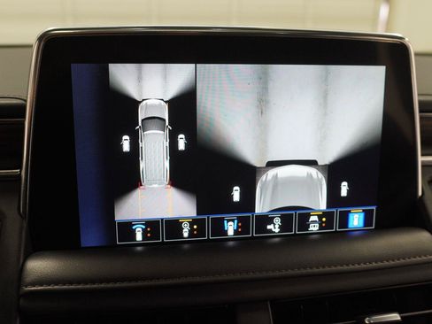 Used 2023 Chevrolet Tahoe High Country RWD image 19