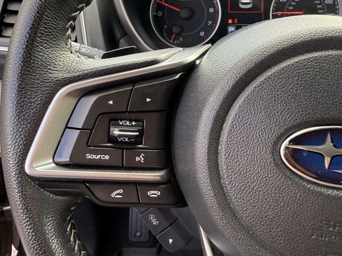 Used 2021 Subaru Ascent Premium w/ Convenience Package image 26