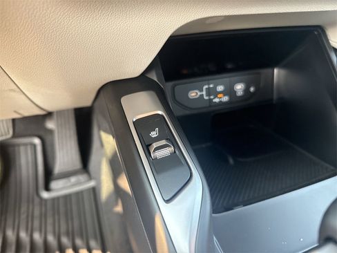 New 2025 Kia Sorento S image 35