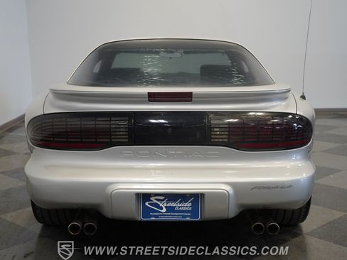 Used 1997 Pontiac Firebird Formula w/ Opt Pkg RWD image 10