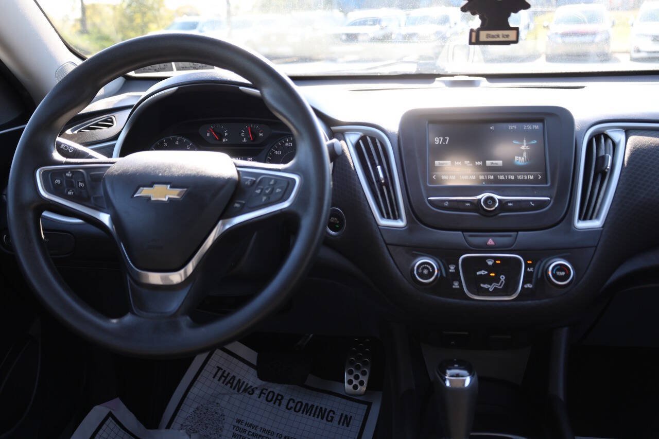 Used 2017 Chevrolet Malibu LS FWD image 23