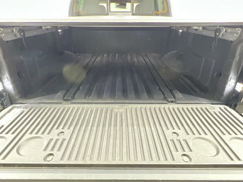 Used 2021 Nissan Titan PRO-4X w/ Pro-4x Convenience Package AWD/4WD image 28
