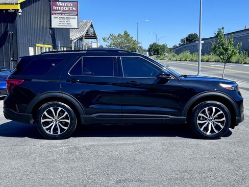 Used 2020 Ford Explorer ST w/ Premium Technology Package AWD/4WD image 5