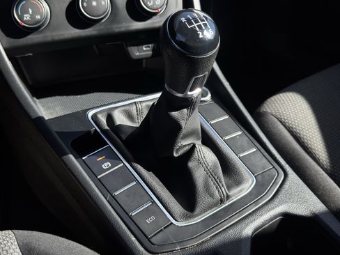 Used 2021 Volkswagen Jetta R-Line image 57