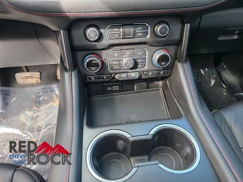 Used 2024 Chevrolet Suburban RST w/ Sport Performance Package AWD/4WD image 24