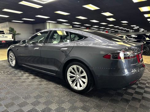 Used 2018 Tesla Model S 75D image 9