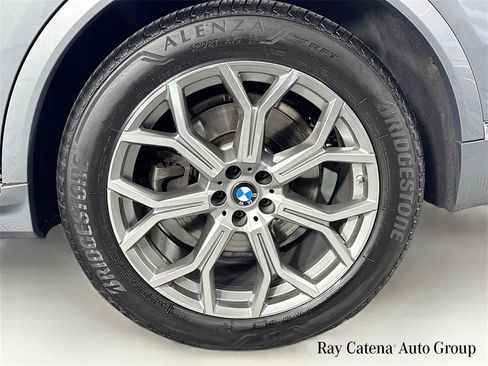 Certified 2024 BMW X7 xDrive40i w/ Premium Package image 34