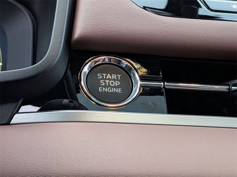 New 2026 Mitsubishi Outlander SEL image 20