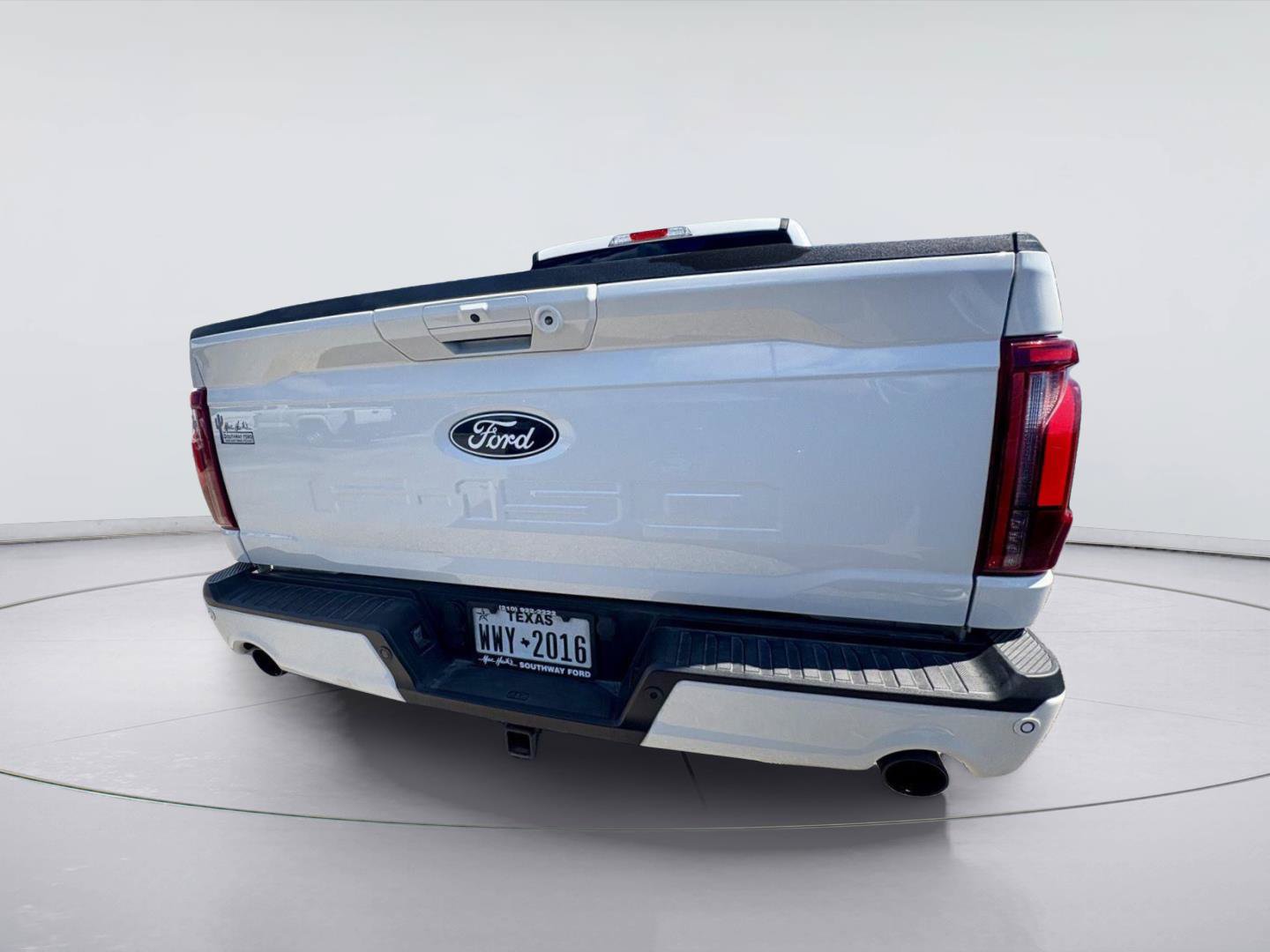 Used 2025 Ford F150 Lariat w/ Equipment Group 501A Mid AWD/4WD image 6