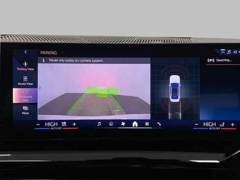 Certified 2024 BMW 530i xDrive w/ Convenience Package image 24