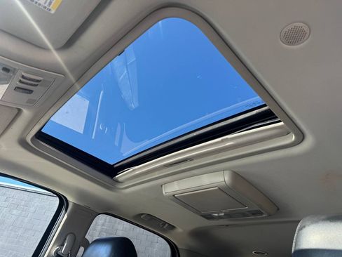 Used 2012 Chevrolet Tahoe LTZ image 35