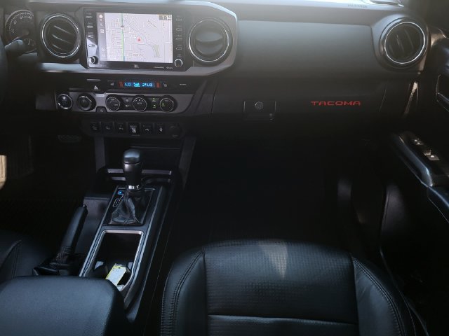 Used 2021 Toyota Tacoma TRD Off-Road w/ TRD Premium Off Road Package AWD/4WD image 23