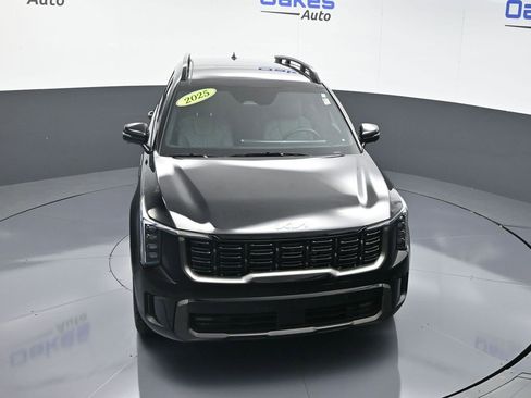 Certified 2025 Kia Sorento SX Prestige w/ Sage Leather Package image 54