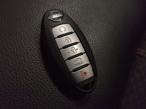 Used 2021 Nissan Altima 2.5 SR w/ SR Premium Package FWD image 32