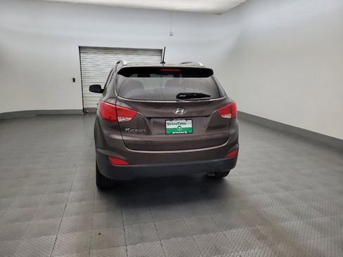 Used 2015 Hyundai Tucson SE FWD image 6