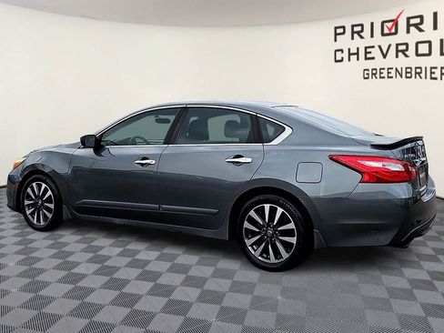 Used 2017 Nissan Altima 2.5 SV FWD image 6