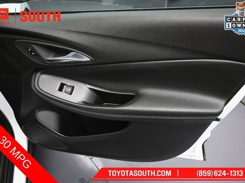 Used 2025 Buick Encore GX Preferred FWD image 27