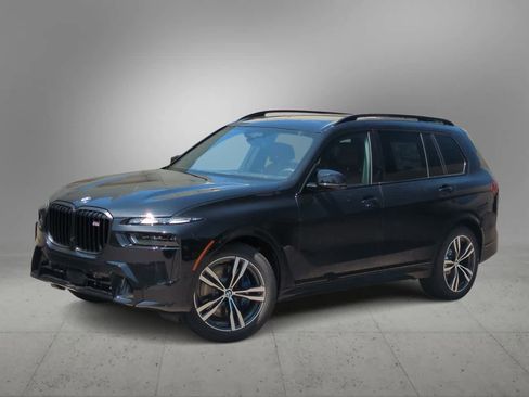 New 2026 BMW X7 M60i image 1
