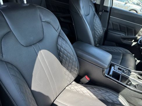 Used 2023 Kia Sorento SX AWD/4WD image 20