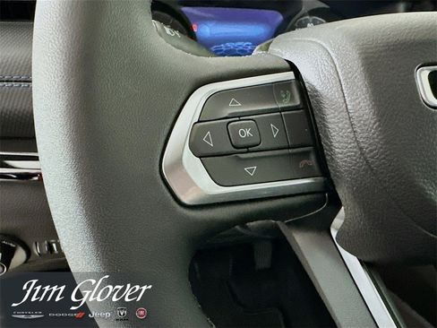 New 2026 Jeep Compass Latitude image 27