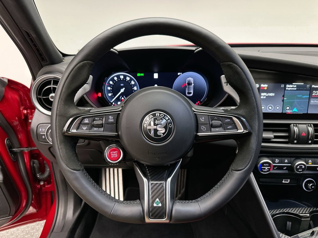 Used 2024 Alfa Romeo Giulia Quadrifoglio RWD image 29