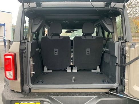 New 2025 Ford Bronco Base w/ Sasquatch Package image 5