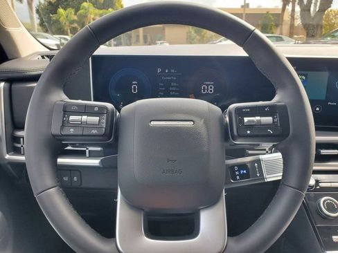 Used 2026 Hyundai Santa Fe SE FWD image 12