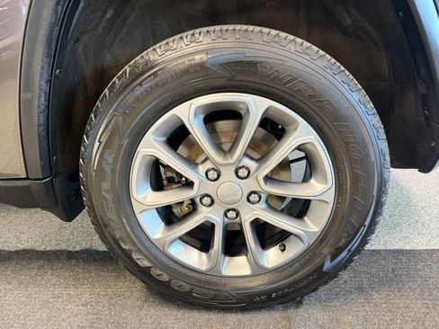 Used 2014 Jeep Grand Cherokee Limited AWD/4WD image 14