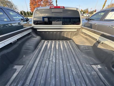 Used 2023 Nissan Frontier Pro-X w/ Pro-X Premium Package image 8